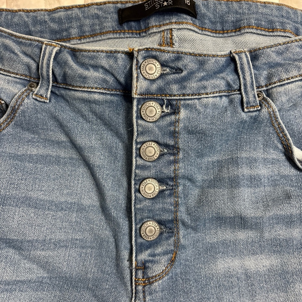 Silver Star Women's Light Blue Straight Leg Jeans